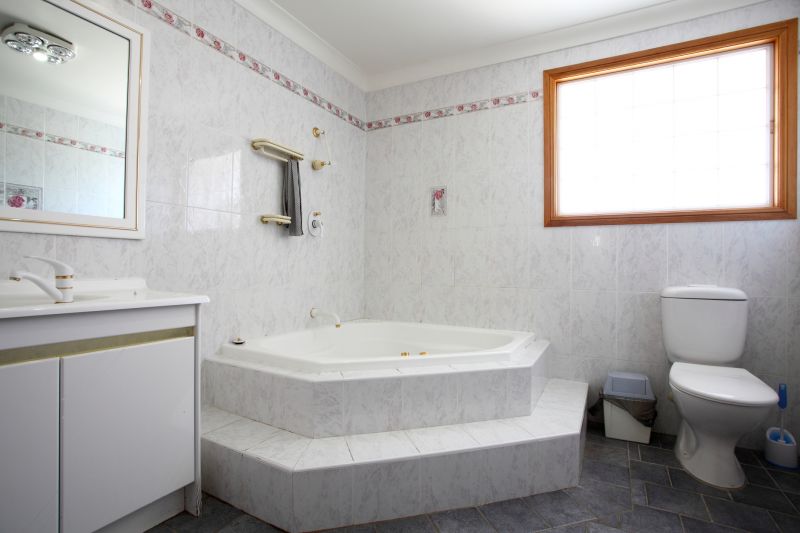 Cost of Bathtub Installation in Tallahassee, FL